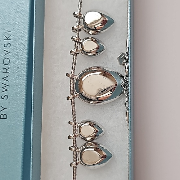 Change of Pace, Laguna Necklace - Picture 3 of 4